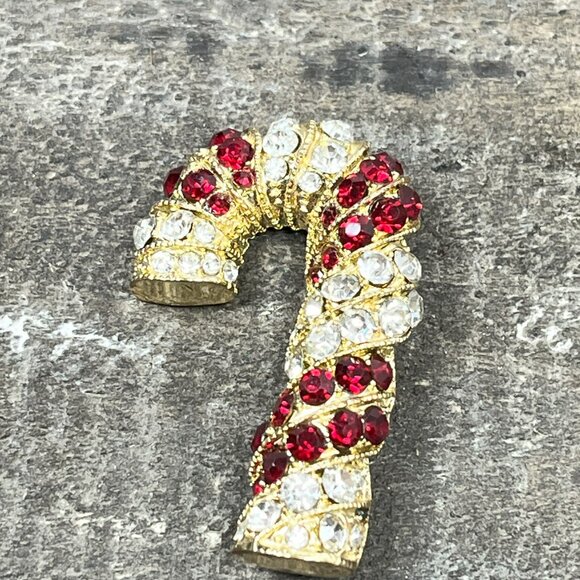 Vintage Signed Monet Sparkling Rhinestone Candy Cane Christmas Brooch Pin - Picture 10 of 10